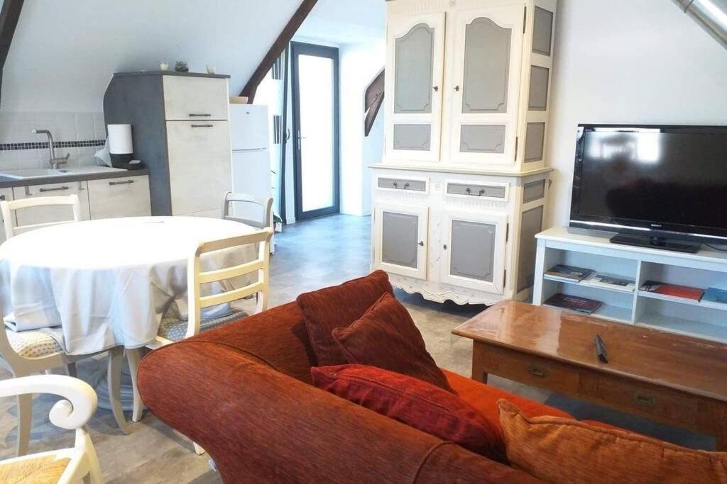 Appartement Dans Un Ancien Corp De Ferme Λοριάν Εξωτερικό φωτογραφία